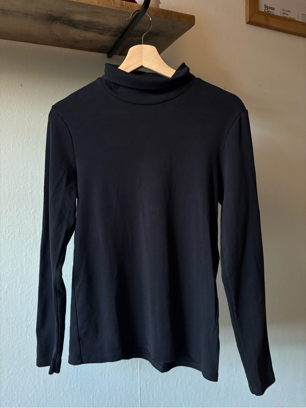 Uniqlo black turtleneck